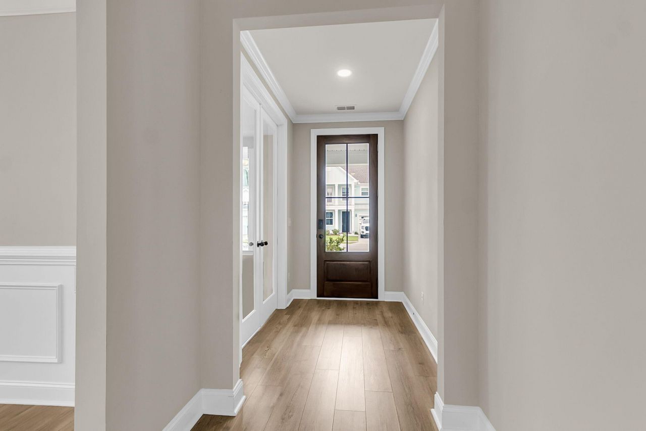 687 Black Pine Road Photo 5