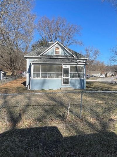 1214 Saint Louis Avenue, Excelsior Springs, MO 64024 Main Photo