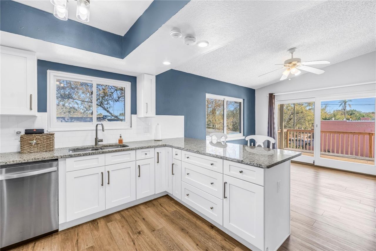 110 29th Avenue N, Saint Petersburg, FL 33704 Photo