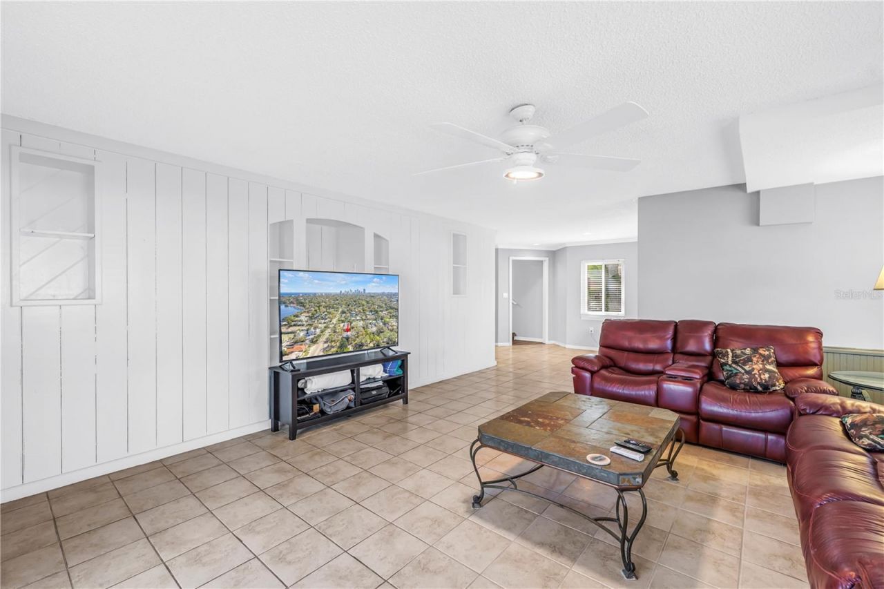 110 29th Avenue N, Saint Petersburg, FL 33704 Photo