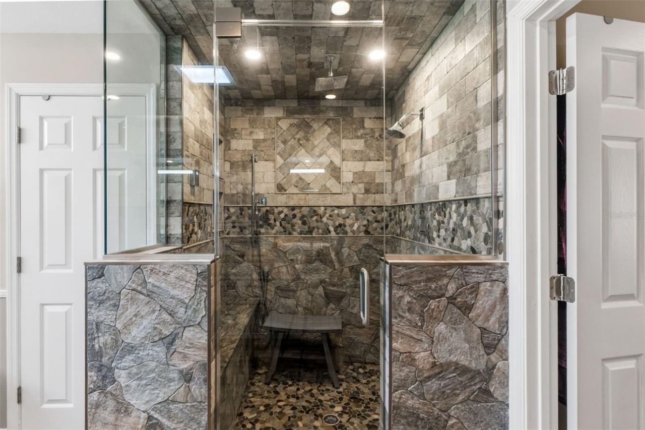 8309 Shadow Pine Way, Sarasota, FL 34238 Photo