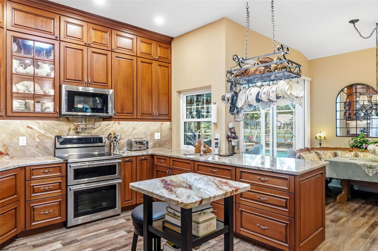 8309 Shadow Pine Way, Sarasota, FL 34238 Photo