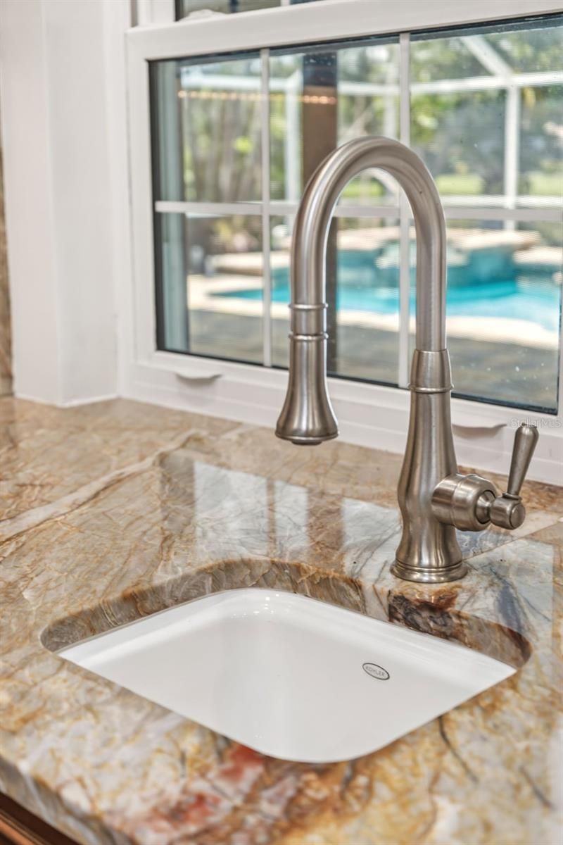 8309 Shadow Pine Way, Sarasota, FL 34238 Photo