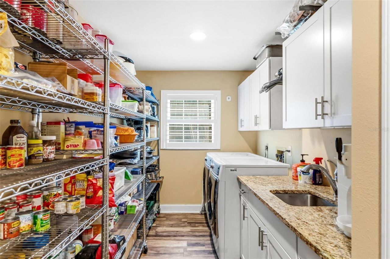 8309 Shadow Pine Way, Sarasota, FL 34238 Photo