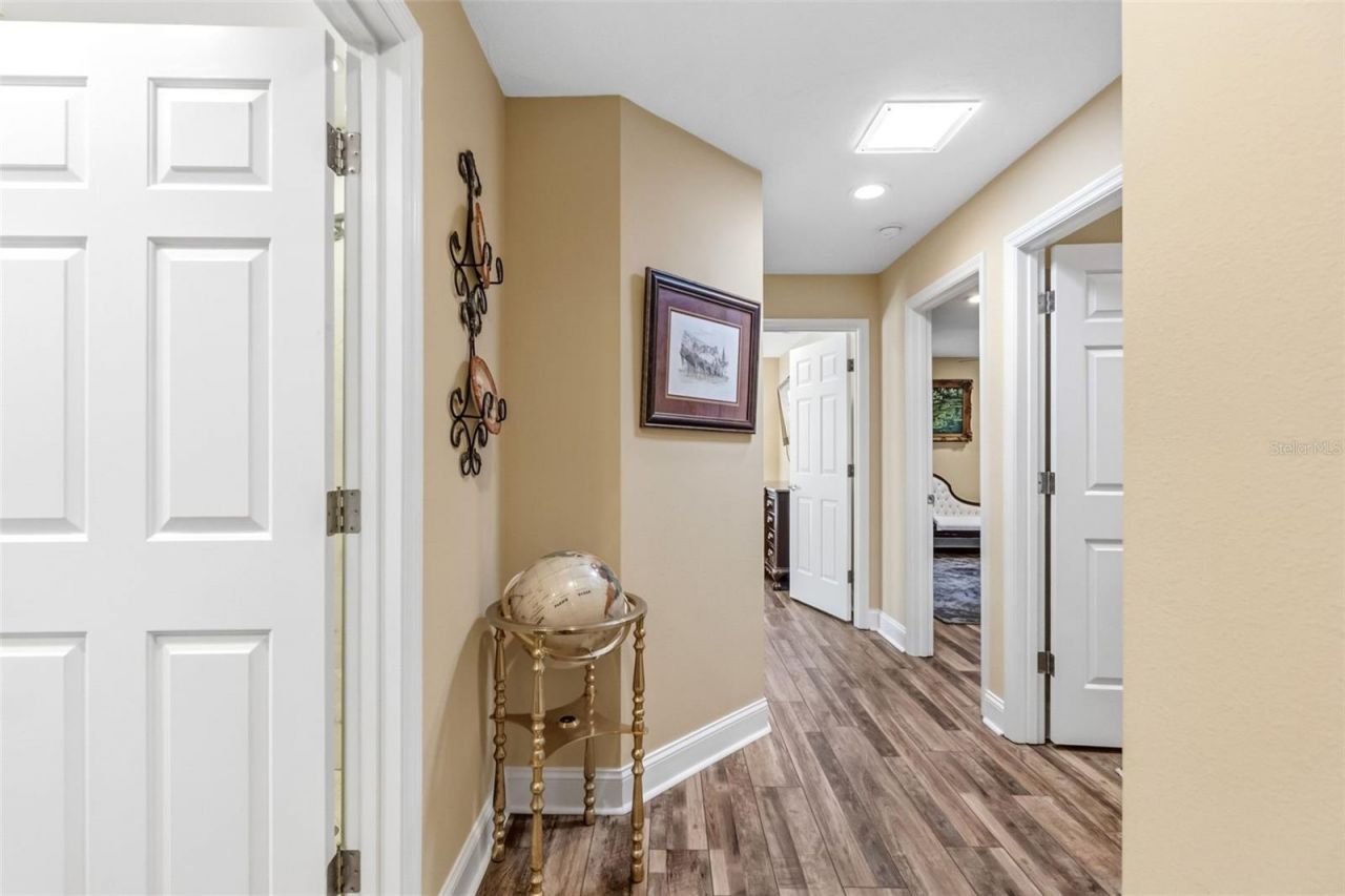 8309 Shadow Pine Way, Sarasota, FL 34238 Photo