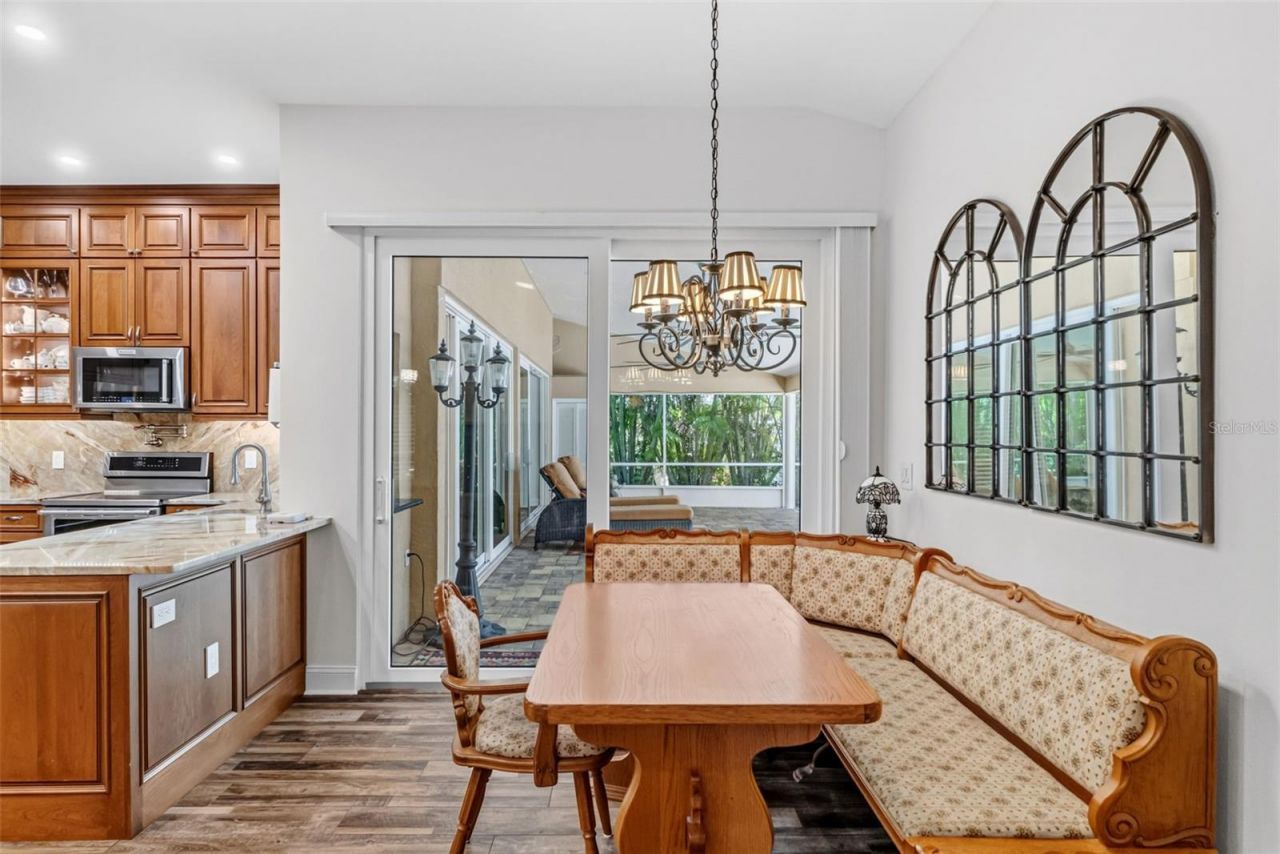 8309 Shadow Pine Way, Sarasota, FL 34238 Photo