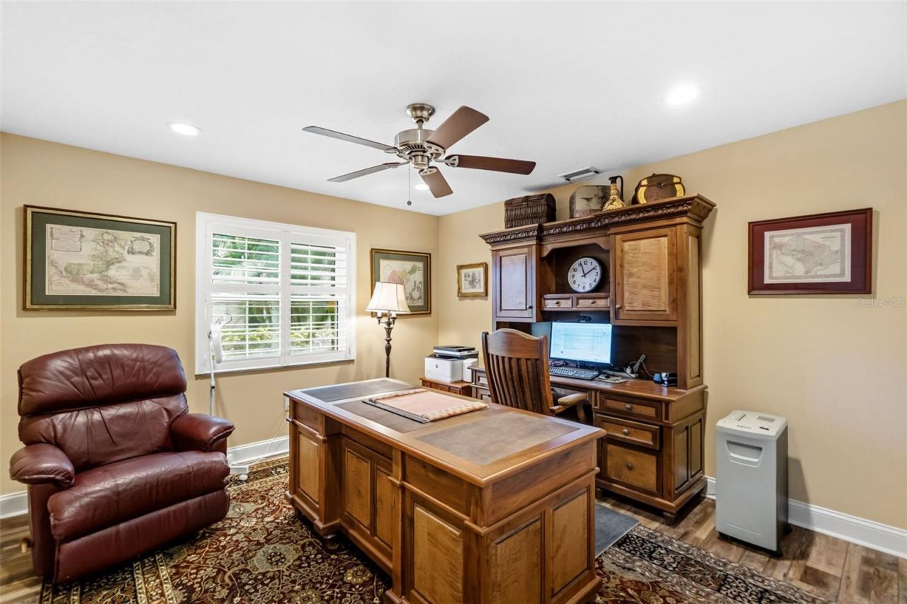 8309 Shadow Pine Way, Sarasota, FL 34238 Photo