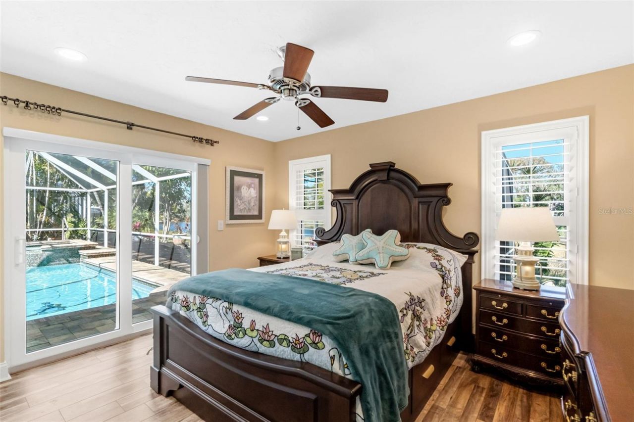 8309 Shadow Pine Way, Sarasota, FL 34238 Photo