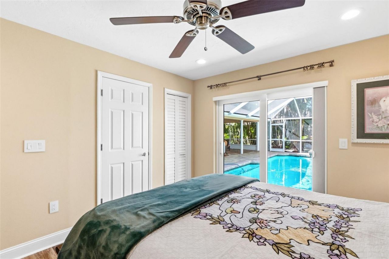 8309 Shadow Pine Way, Sarasota, FL 34238 Photo