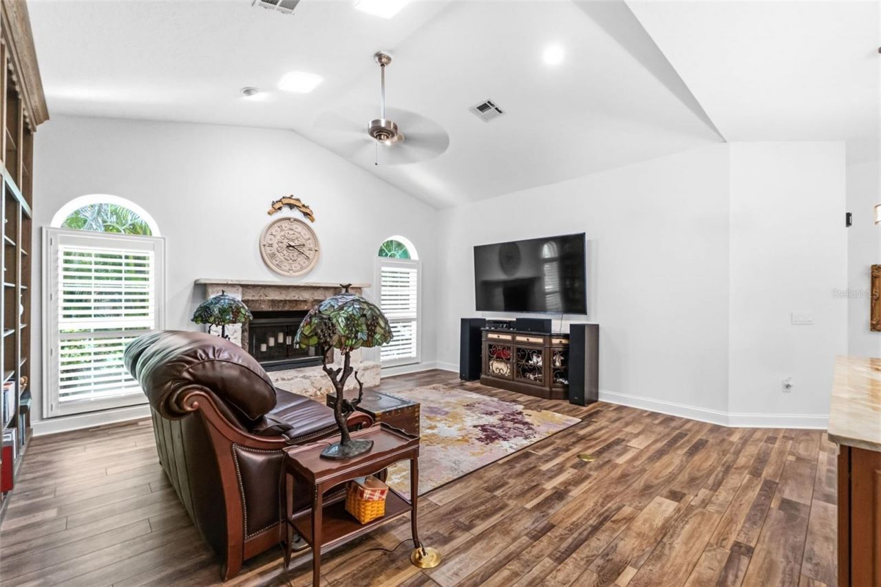 8309 Shadow Pine Way, Sarasota, FL 34238 Photo