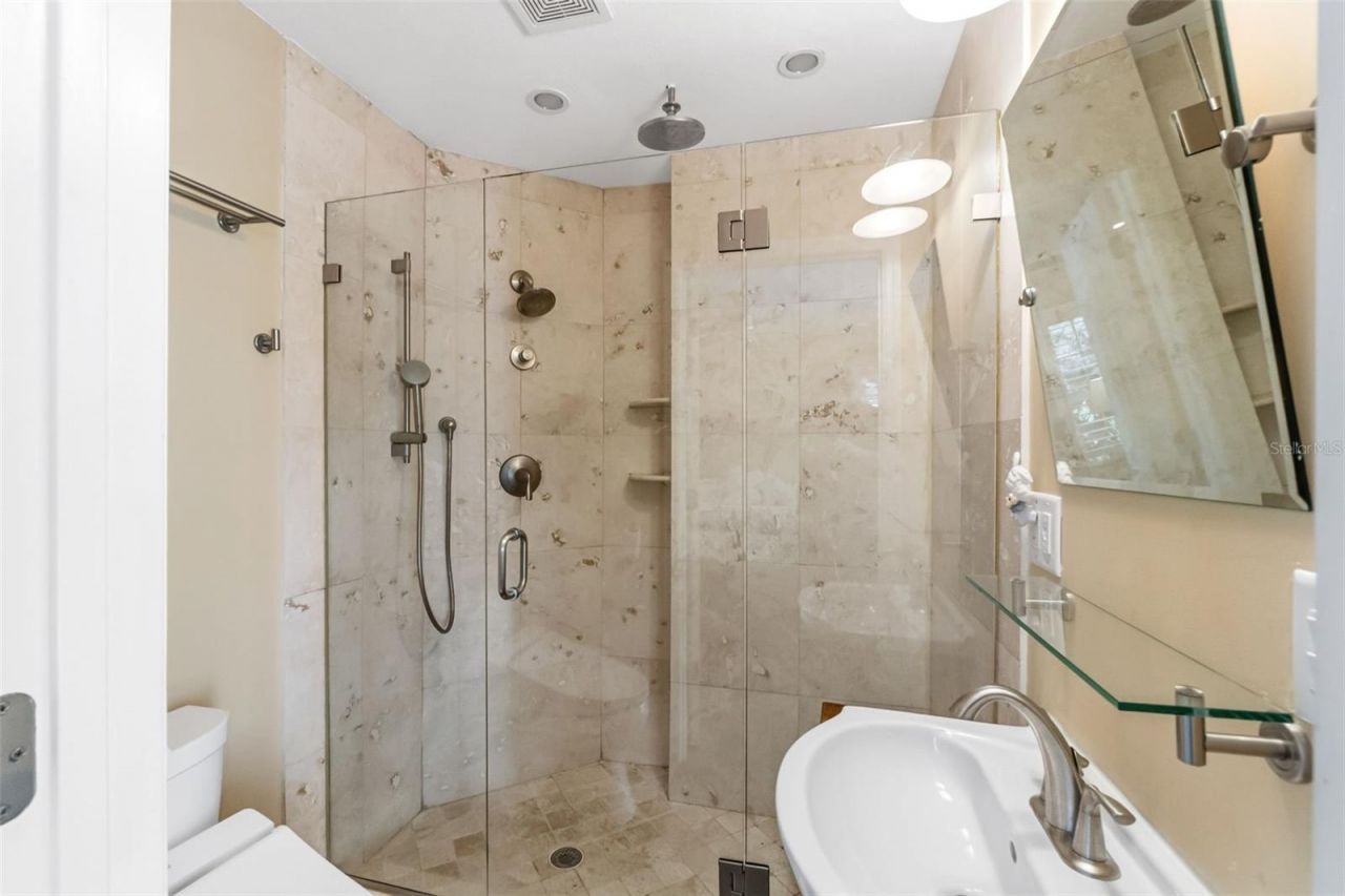 8309 Shadow Pine Way, Sarasota, FL 34238 Photo