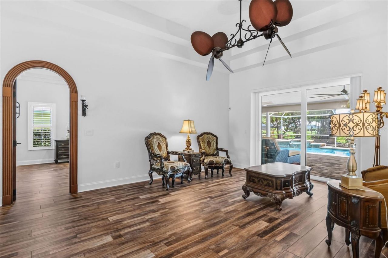 8309 Shadow Pine Way, Sarasota, FL 34238 Photo