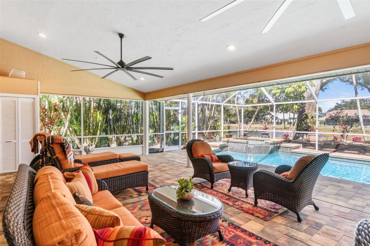 8309 Shadow Pine Way, Sarasota, FL 34238 Photo