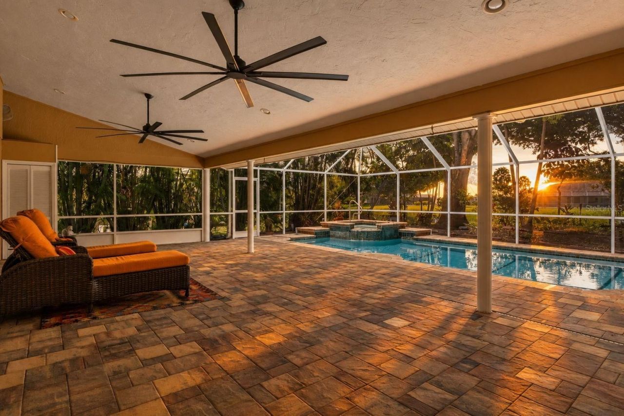 8309 Shadow Pine Way, Sarasota, FL 34238 Photo