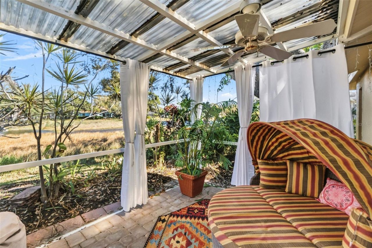 8309 Shadow Pine Way, Sarasota, FL 34238 Photo