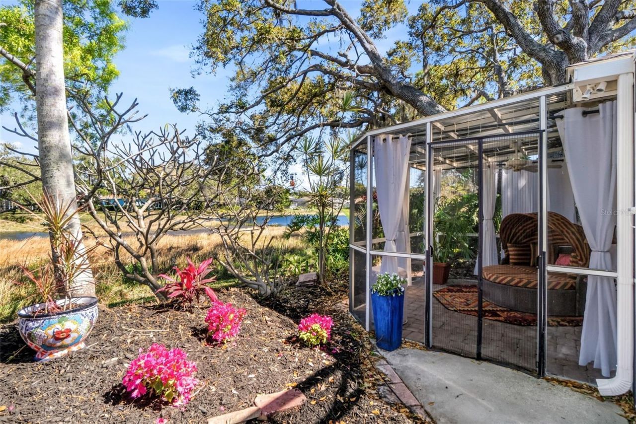 8309 Shadow Pine Way, Sarasota, FL 34238 Photo