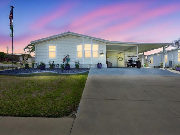 37041 NEUKOM AVENUE, ZEPHYRHILLS, FL 33541