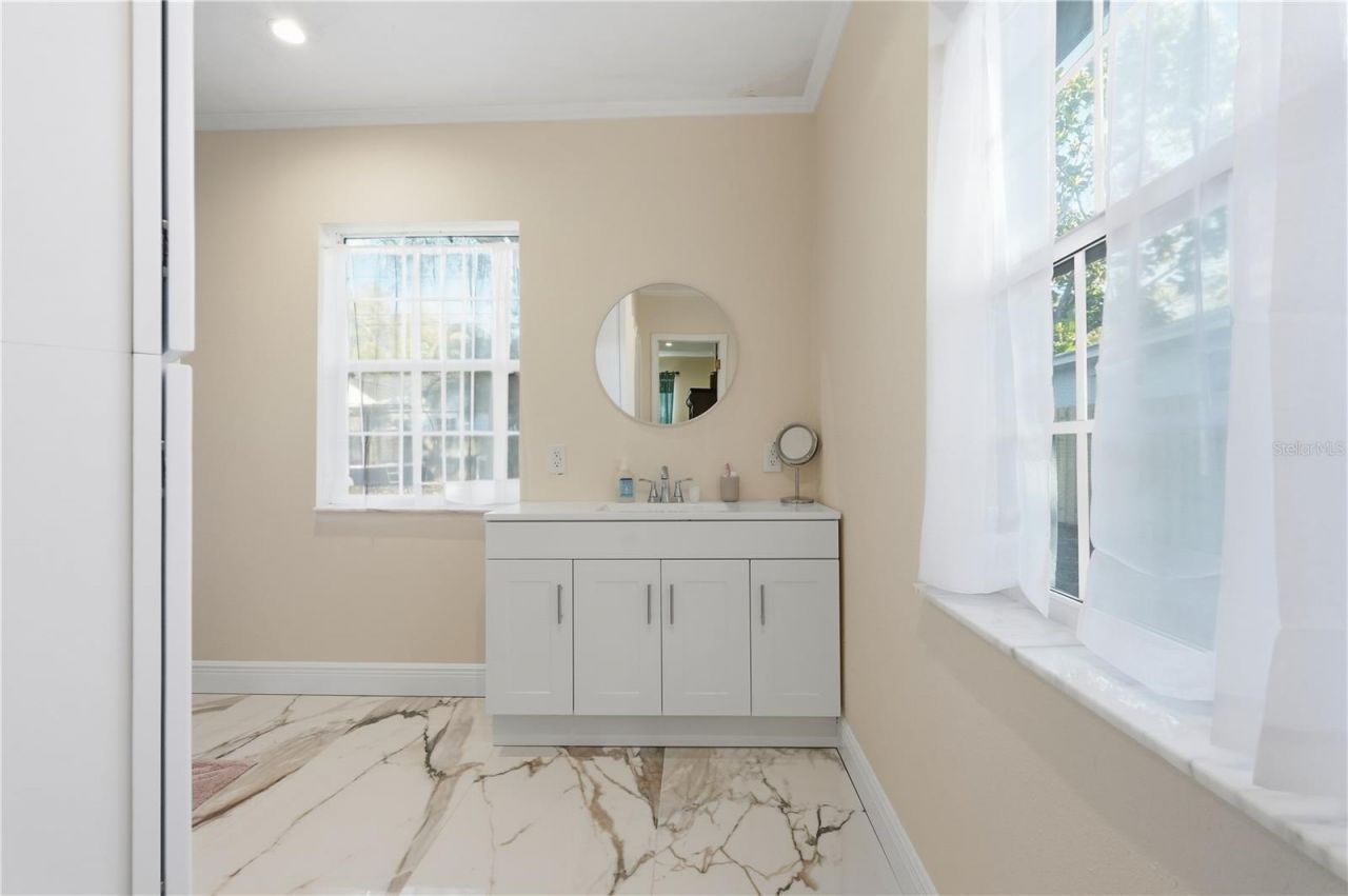 2415 16th Street N, Saint Petersburg, FL 33704 Photo