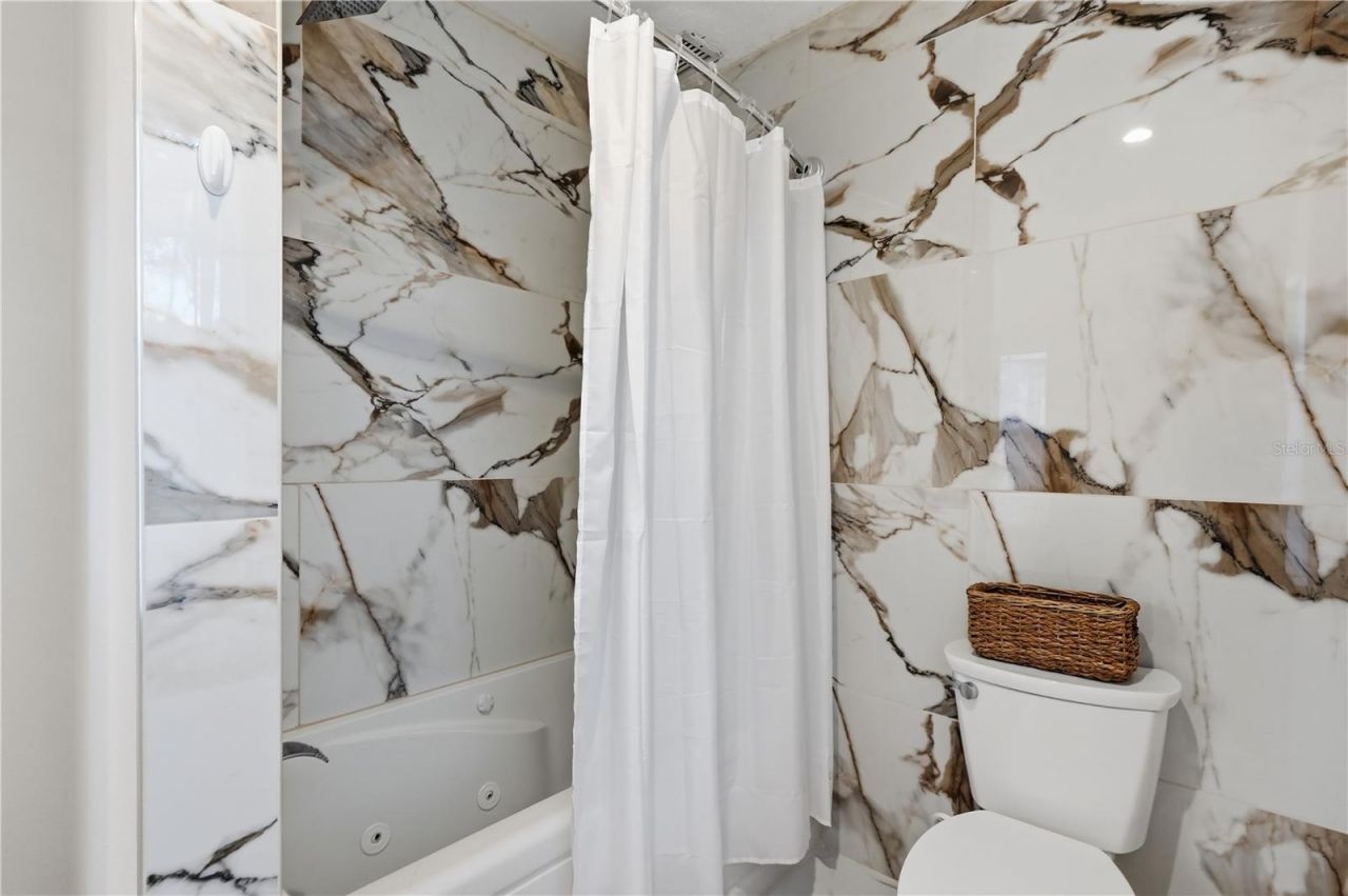 2415 16th Street N, Saint Petersburg, FL 33704 Photo