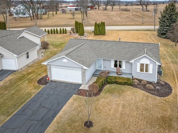 3810 Foxglove Lane, WINNEBAGO, IL 61088
