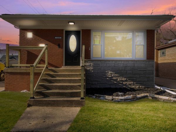 14208 Ingleside Avenue , Dolton, IL 60419