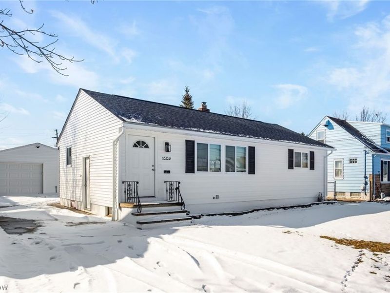 16159 Bowfin Boulevard, OH 44142 Photo 1