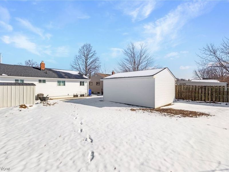 16159 Bowfin Boulevard, OH 44142 Photo 27