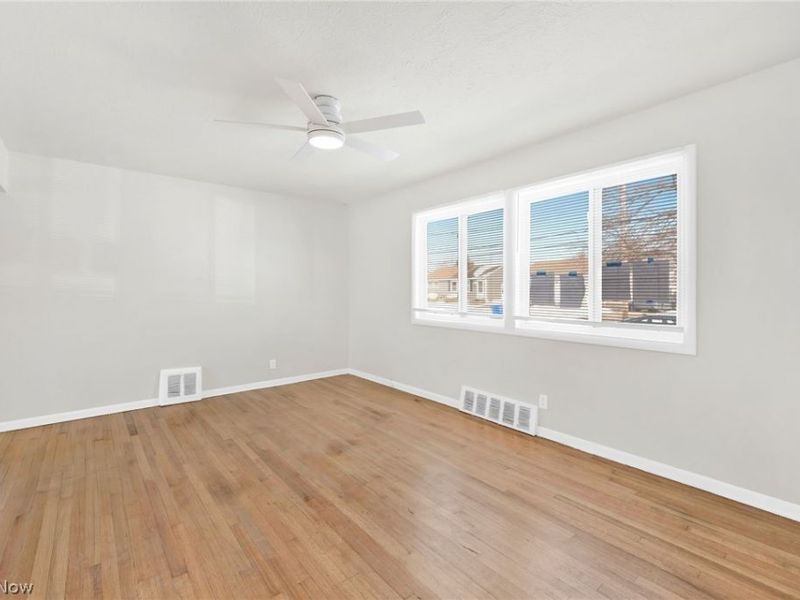 16159 Bowfin Boulevard, OH 44142 Photo 3