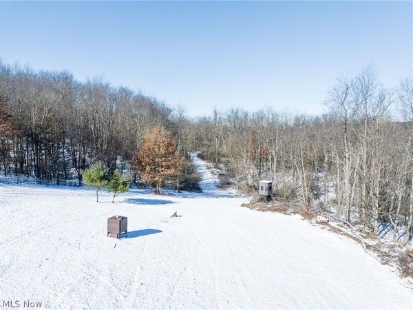 NE Avon Road, Carrollton, OH 44615