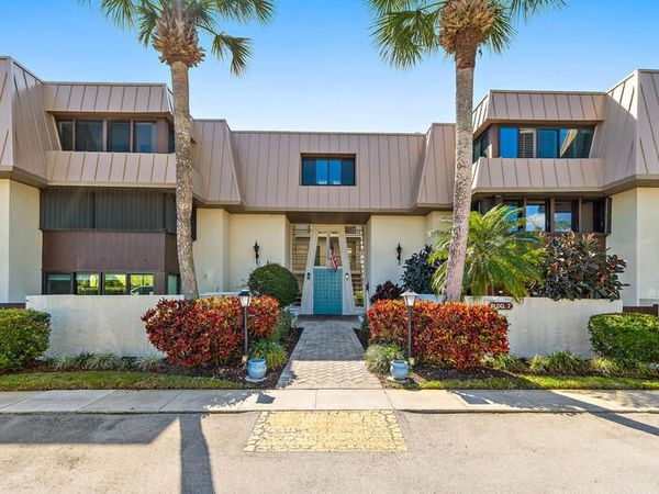 1800 SE Saint Lucie Boulevard, Unit 7-205, Stuart, FL 34996