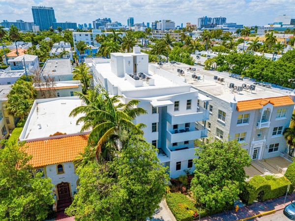 1532 Drexel Ave, Unit 201, Miami Beach, FL 33139