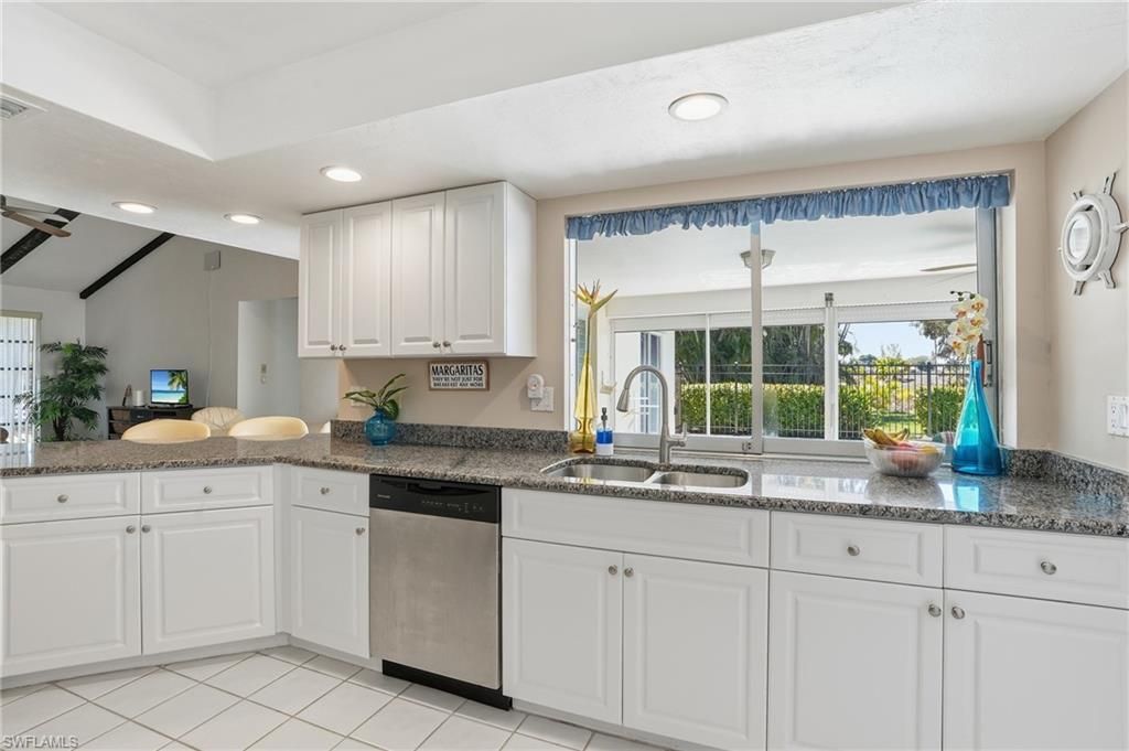 3878 SE 7th Pl, Cape Coral, FL 33904 Photo