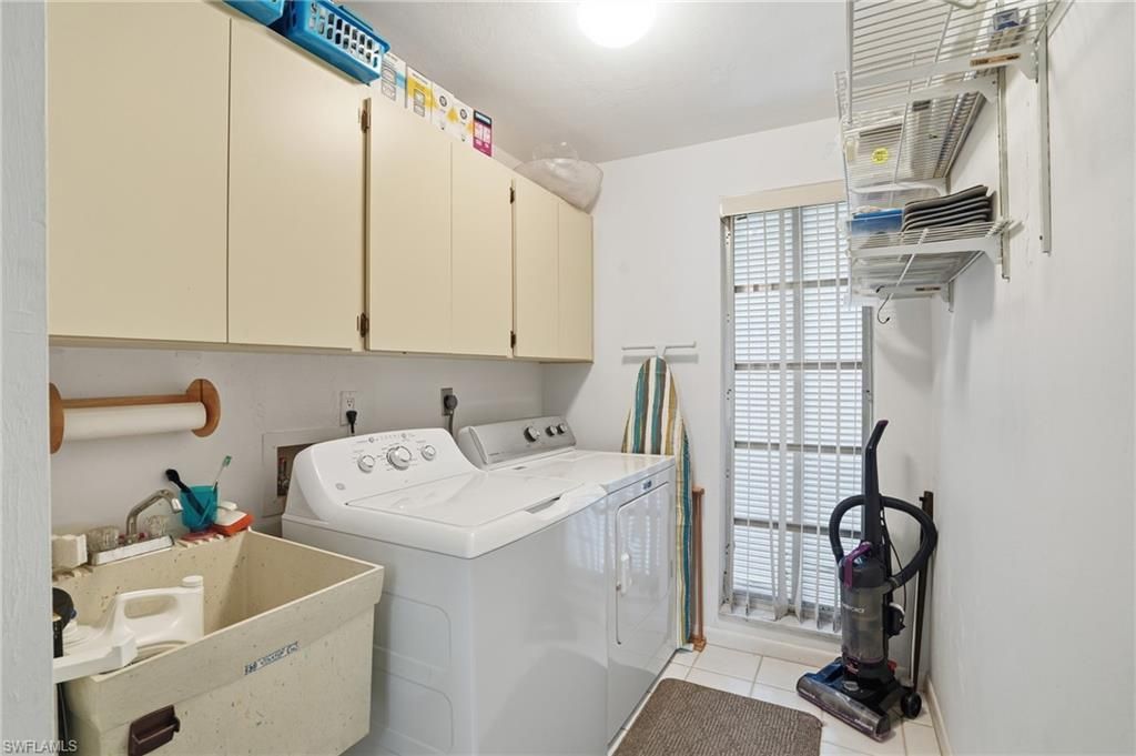 3878 SE 7th Pl, Cape Coral, FL 33904 Photo