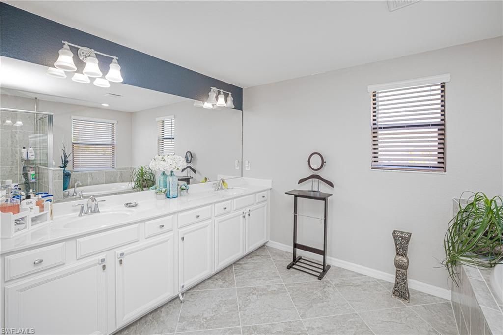 14336 Vindel Cir, Fort Myers, FL 33905 Photo