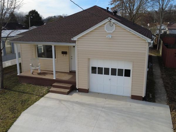 1246 Washington Avenue, Milton, WV 25541