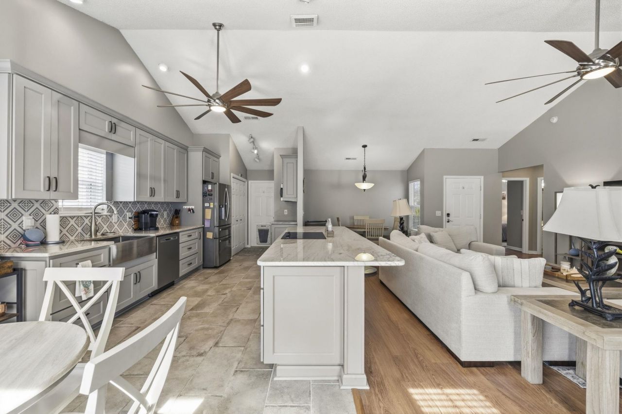 189 Palladium Dr. Photo 12