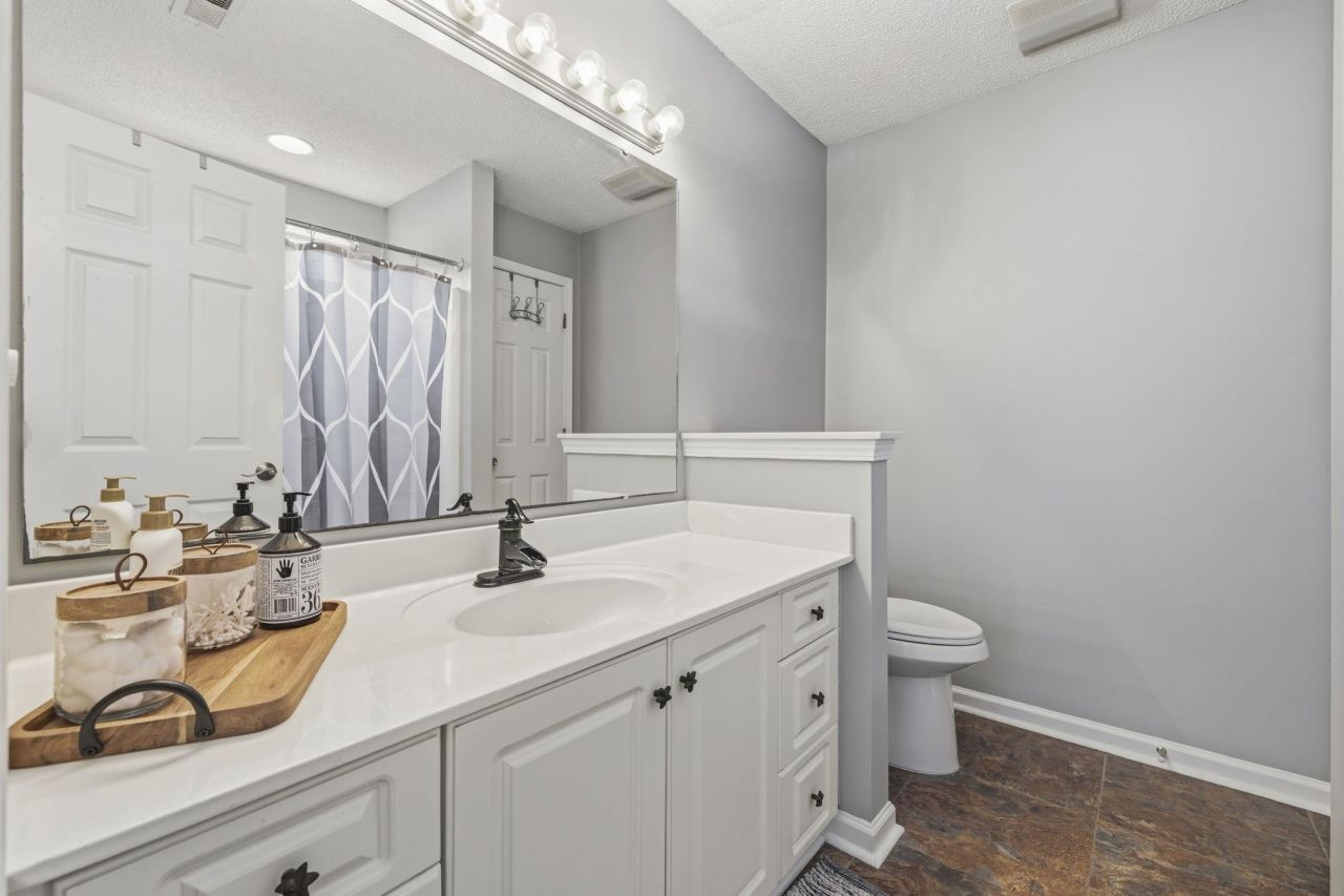 189 Palladium Dr. Photo 28