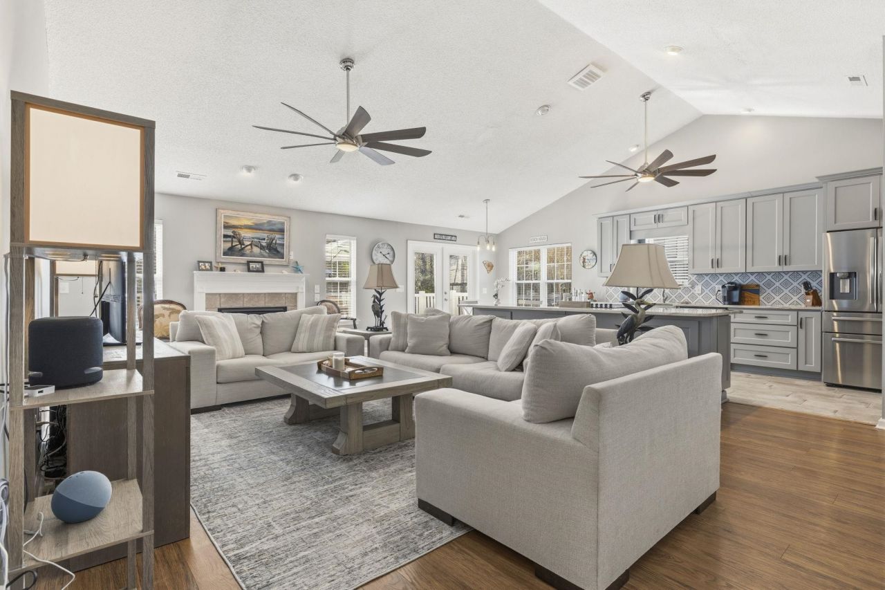 189 Palladium Dr. Photo 4