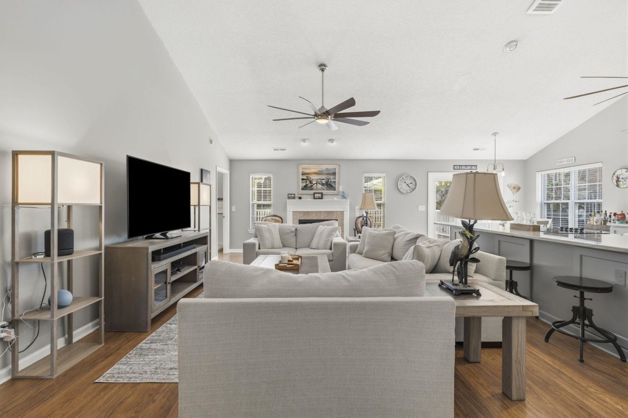 189 Palladium Dr. Photo 5