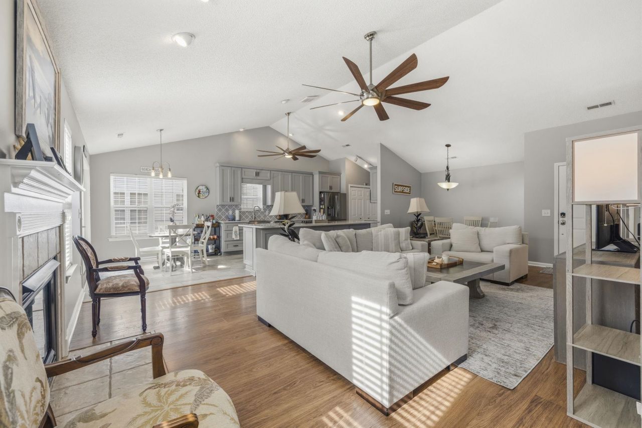 189 Palladium Dr. Photo 8