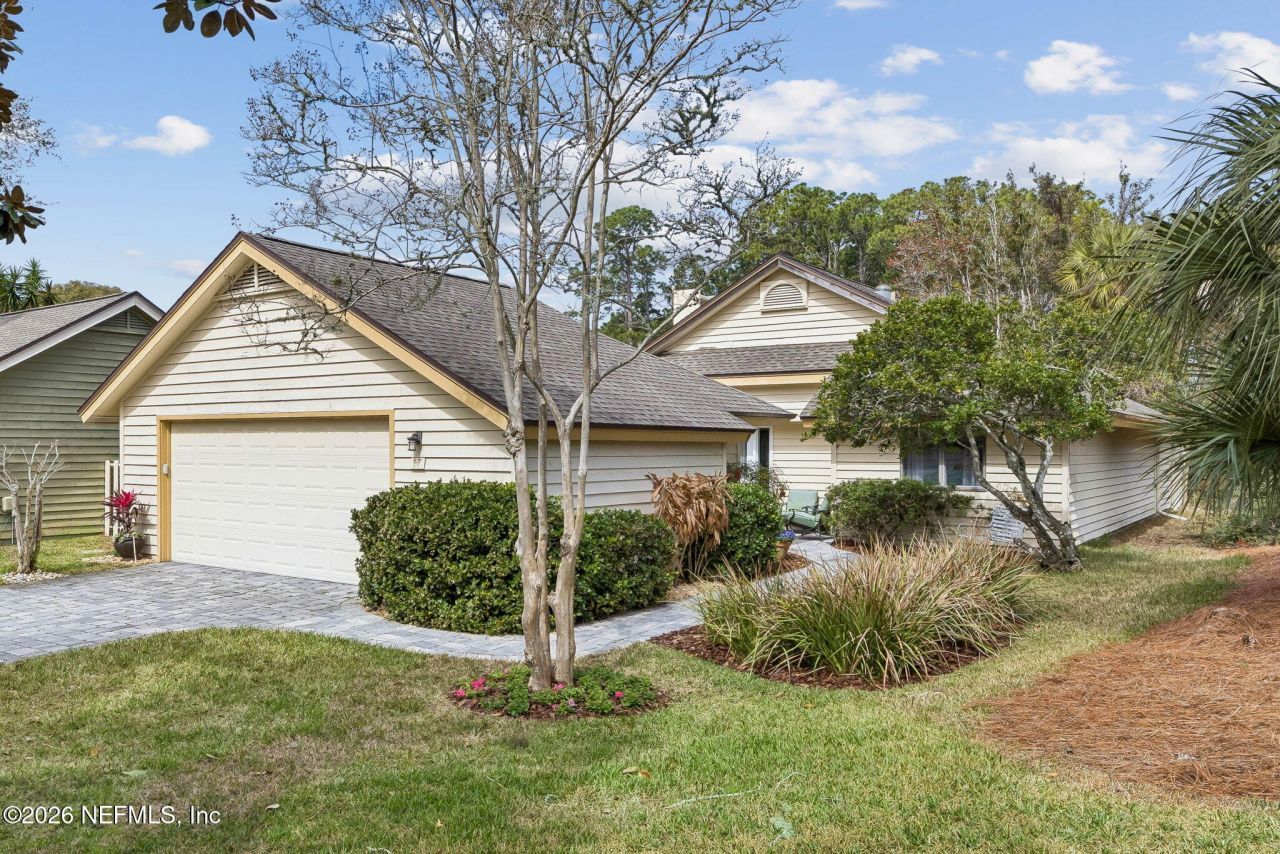 17 Carriage Lane, Ponte Vedra Beach, FL 32082 Main Photo
