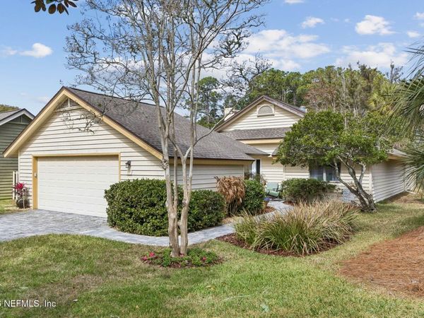 17 CARRIAGE Lane, Ponte Vedra Beach, FL 32082