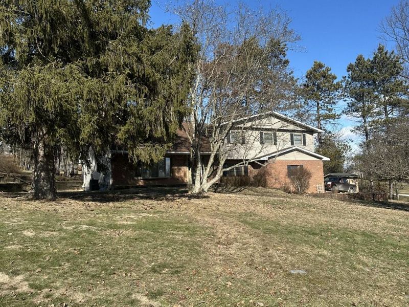 2695 Ash Meadows Boulevard , Zanesville, OH 43701 Photo 37