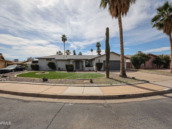 1341 E GARNET Circle, Mesa, AZ 85204