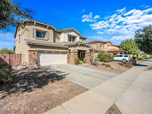 8800 W STATE Avenue, Glendale, AZ 85305