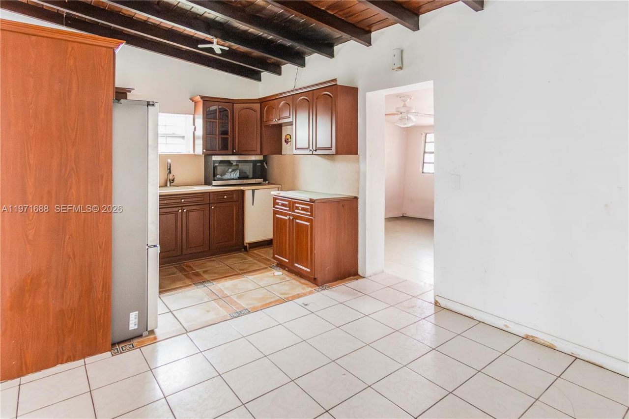 8461 SW 38th St , Miami, FL 33155 Photo