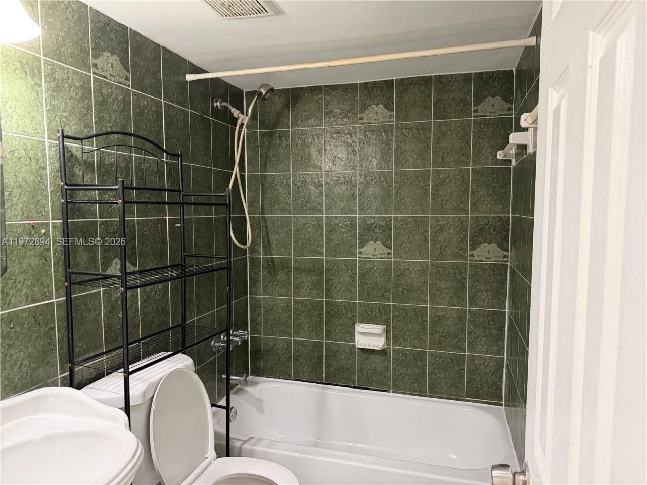 10000 NW 80th Ct, Unit 2301, Hialeah Gardens, FL 33016 Photo