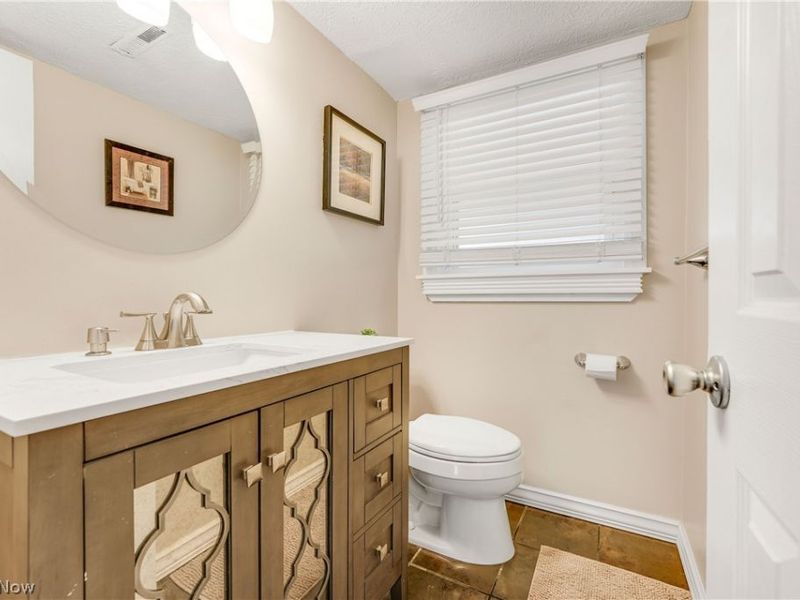 450 Brookdale Drive, Eastlake, OH 44095 Photo 14