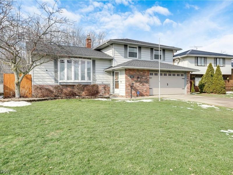 450 Brookdale Drive, Eastlake, OH 44095 Photo 2