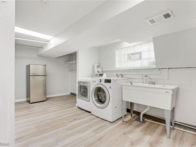 450 Brookdale Drive, Eastlake, OH 44095 Photo 26